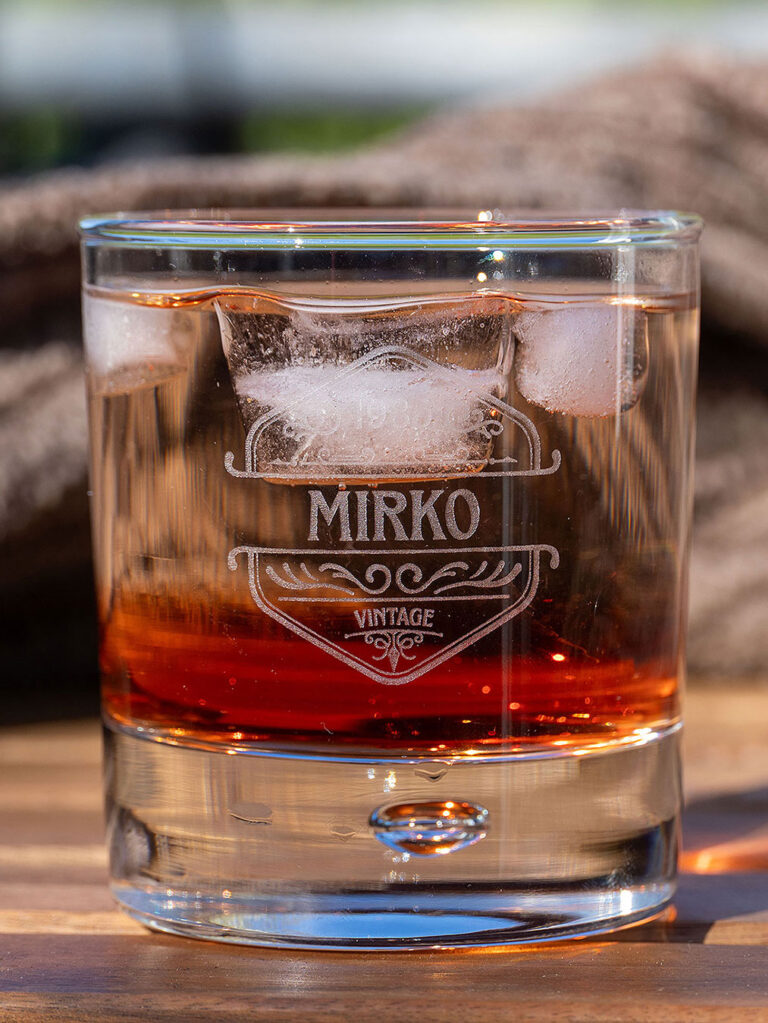 Whiskeyglas mit Gravur zum Geburtstag